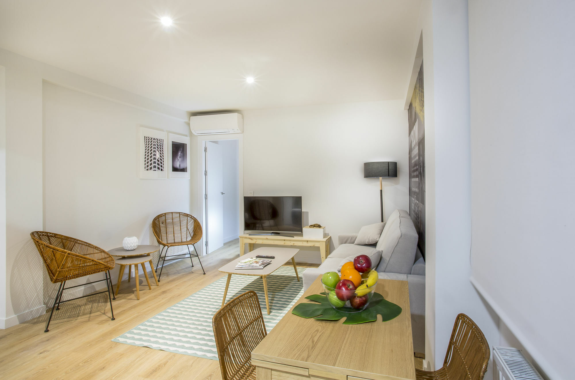 Slow Suites Luchana Madrid Exterior photo